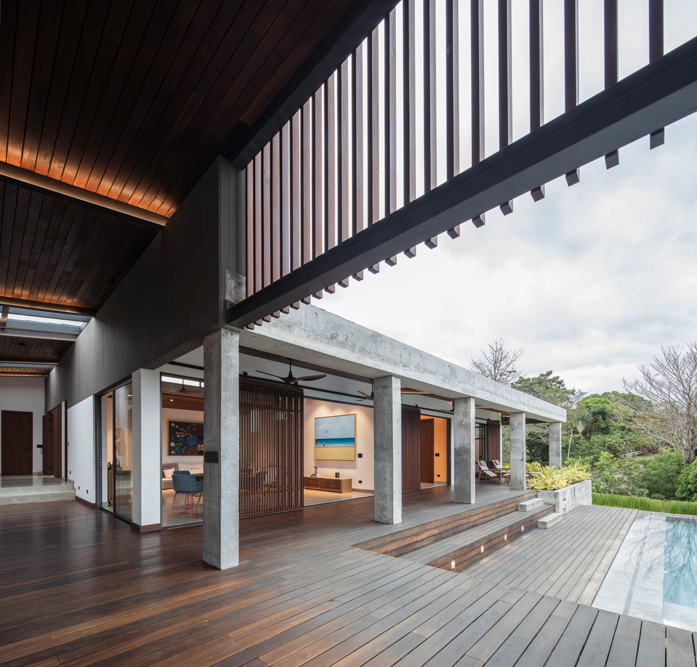 Villa L